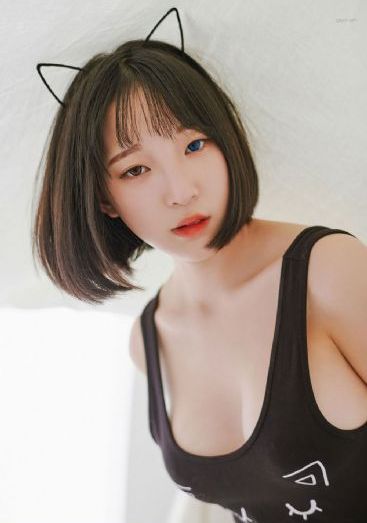 两个奶被老头摸着吃视频_1080P免费观看视频